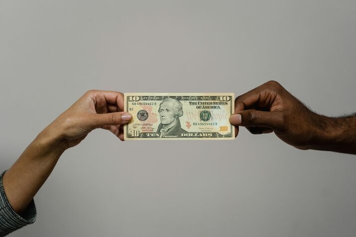 money earn 24​